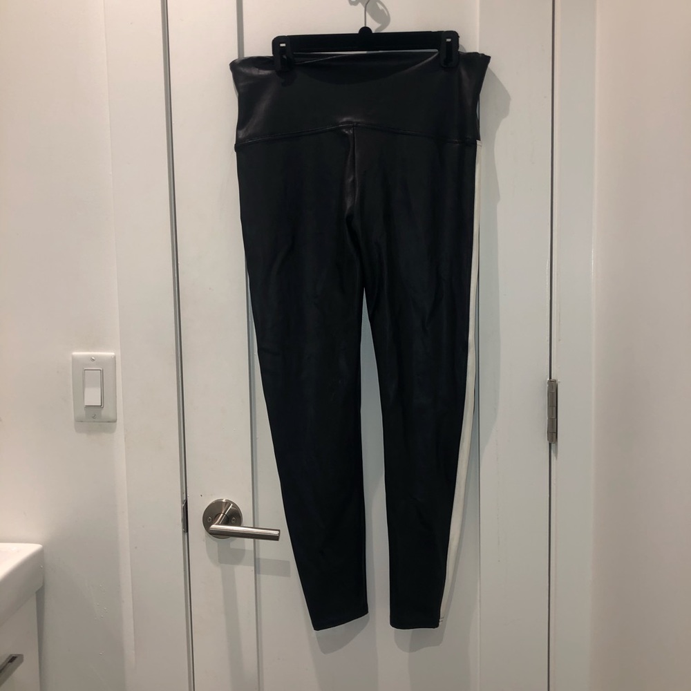 Spanx Faux Leather Side Stripe Tuxedo Leggings - Picture 4 of 4